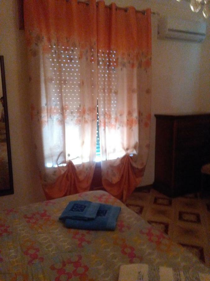Arena Bed & Breakfast บาเกเรีย ภายนอก รูปภาพ